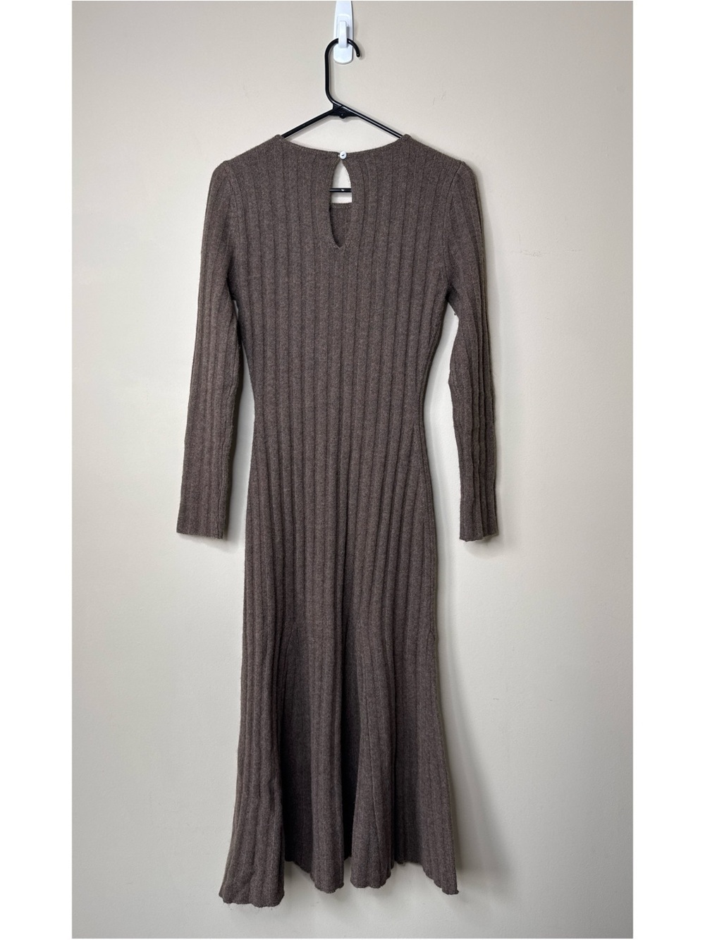Quince Mongolian Cashmere Wide Rib Midi Dress Size Small - Picture 4 of 8